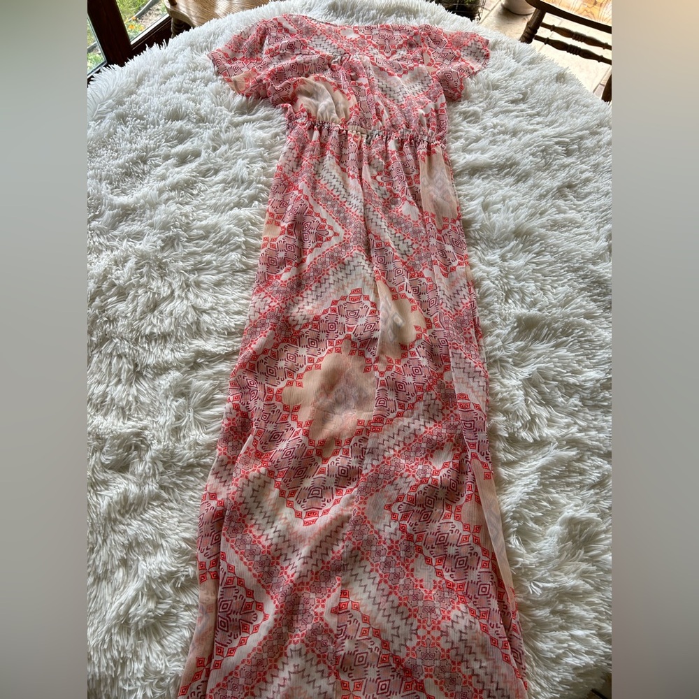 Express | Tapestry Print Short Sleeve Maxi Sheer Overlay Mini Dress - Picture 10 of 10